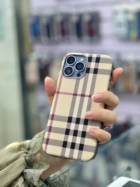 cover iphone burberry